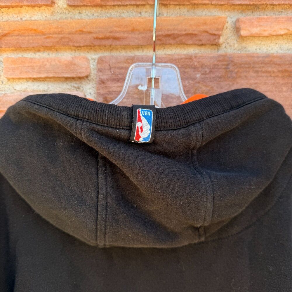 UNK NBA New York Knicks Pullover Hoodie Mens Size M Black Orange Lined - Picture 8 of 9
